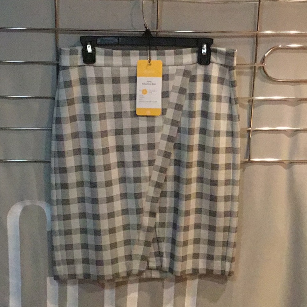 Cabi Valentina Skirt